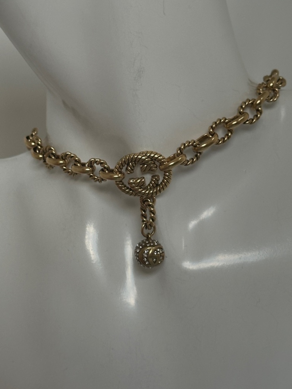 Gucci Gold-Tone Rope Link Choker with Crystal-Studded Pendant authentic 100%